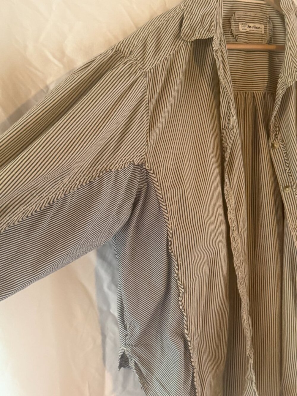 We The Free Happy Hour Oxford Buttondown - Picture 6 of 7